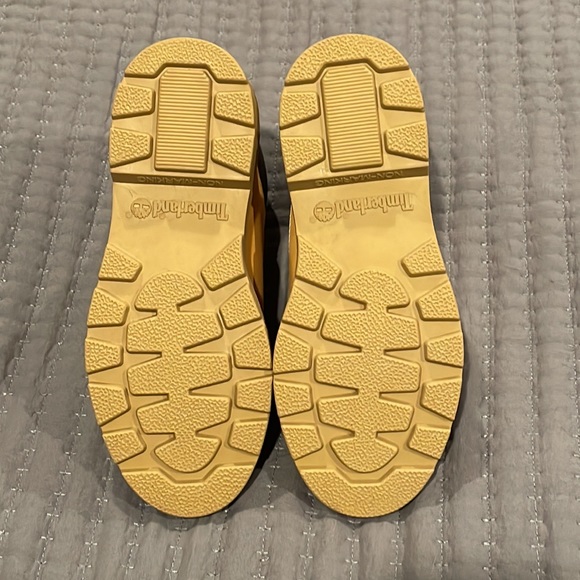 Timberland Junior Boots - Youth size 4.5 - Wheat/Brown Color - Picture 10 of 10